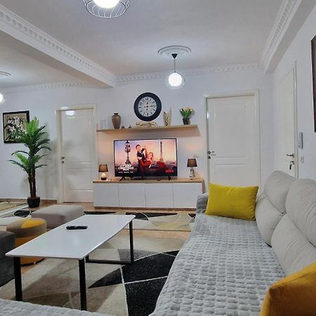 Daily Rent Apartment City Center Elbasan 6 Extérieur photo