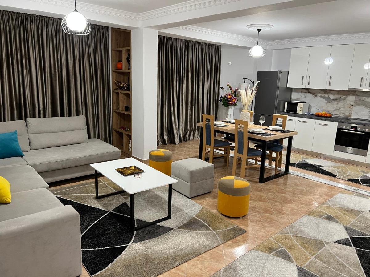 Daily Rent Apartment City Center Elbasan 6 Extérieur photo