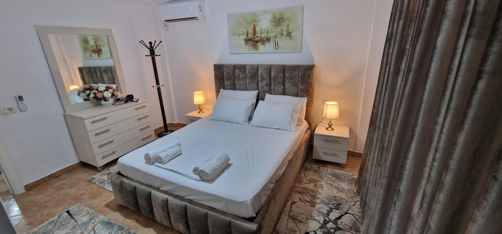 Daily Rent Apartment City Center Elbasan 6 Extérieur photo